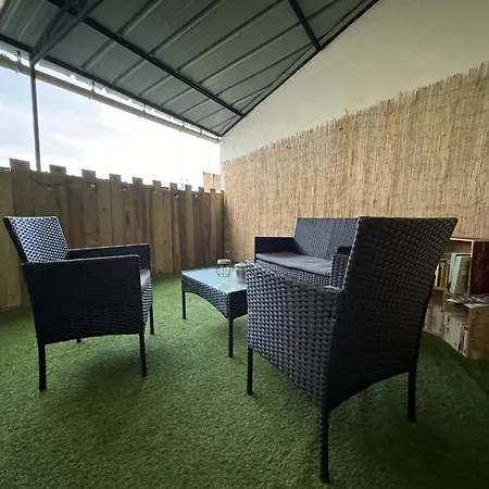 Apartamento In Near Train Station *